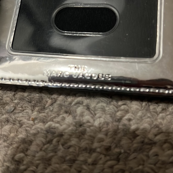Marc Jacob Card Wallet - Picture 3 of 3